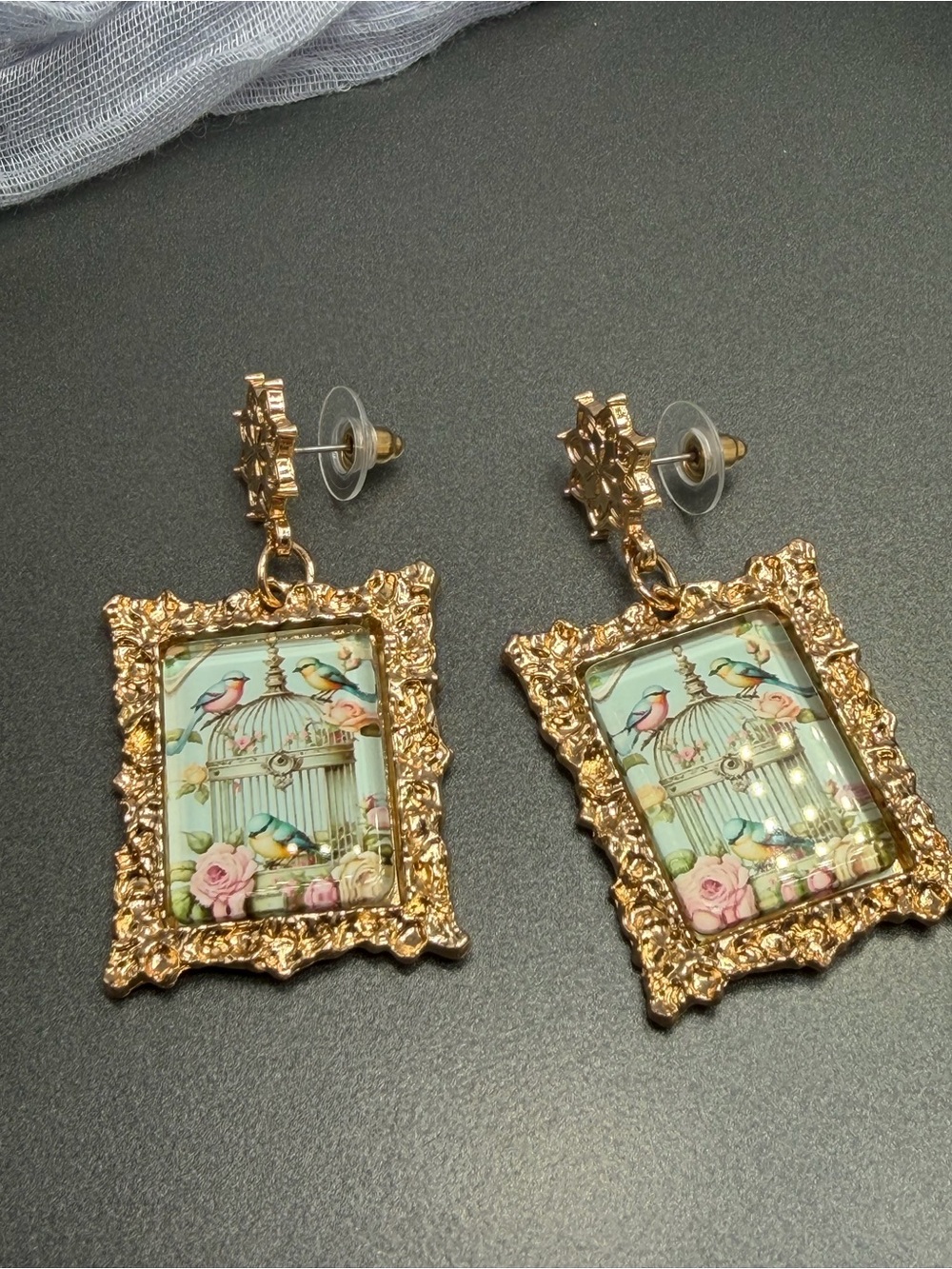😎30% off Gold Birdcage Frame Drop pierced Earrings #355ue